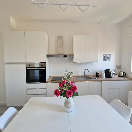 Residenza Luigio Lägenhet *